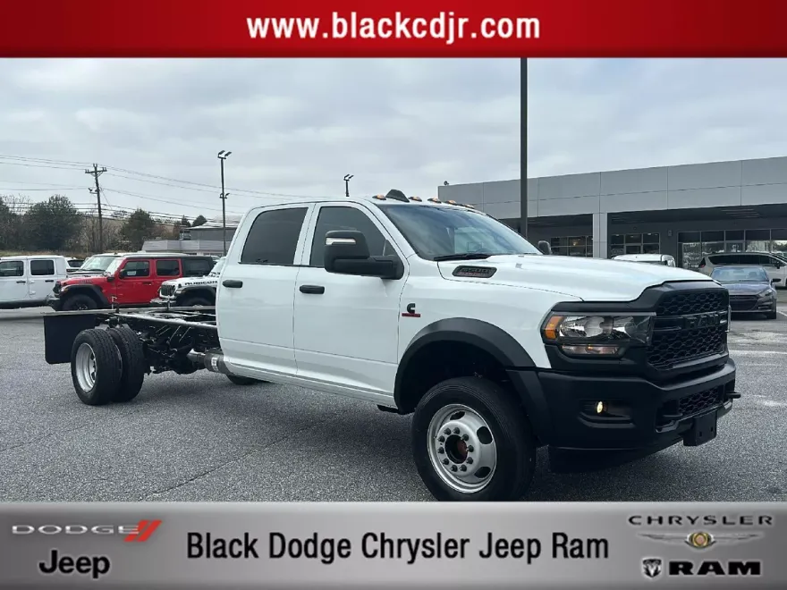 2024 Ram 5500 Tradesman SLT Laramie Limited photo 1