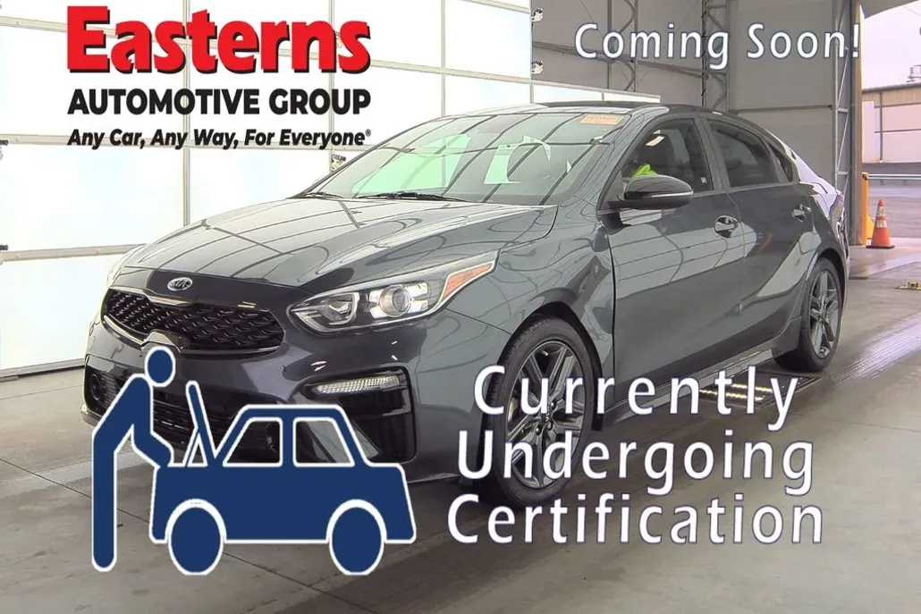 2021 Kia Forte GT-Line photo 1