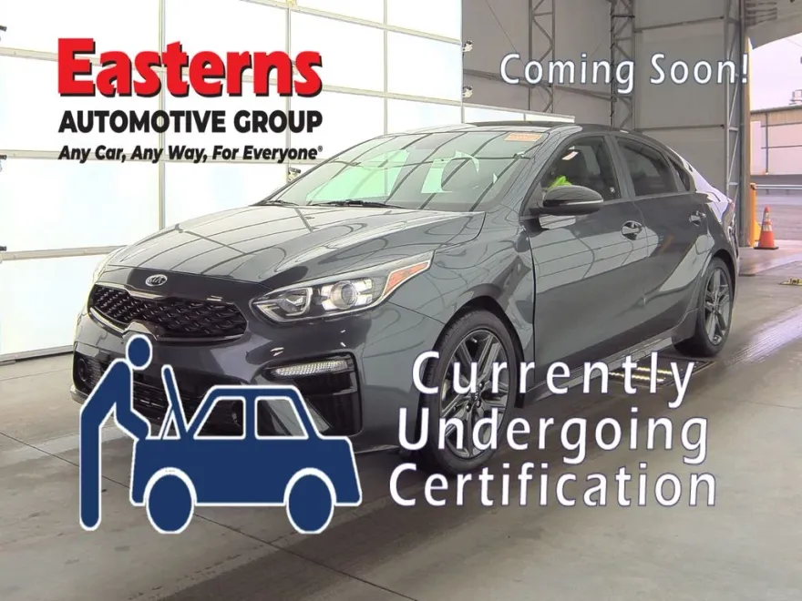 2021 Kia Forte GT-Line photo 1
