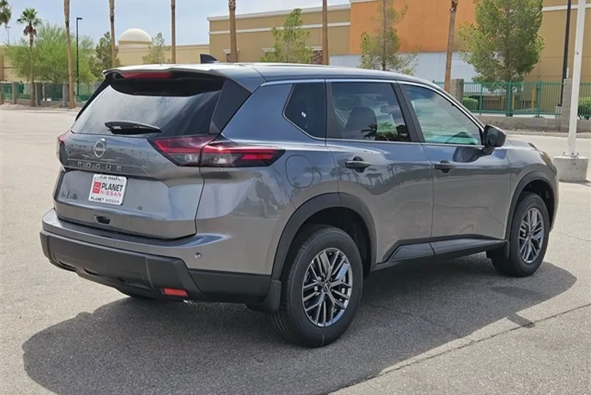 2026 Nissan Rogue S photo 1