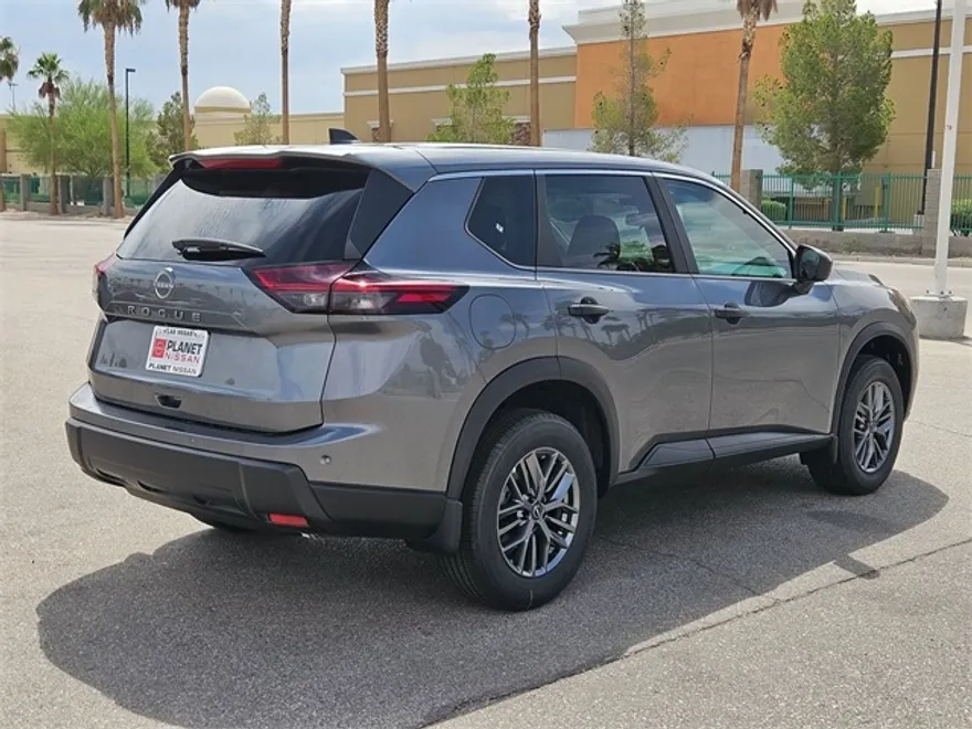 2026 Nissan Rogue S photo 1