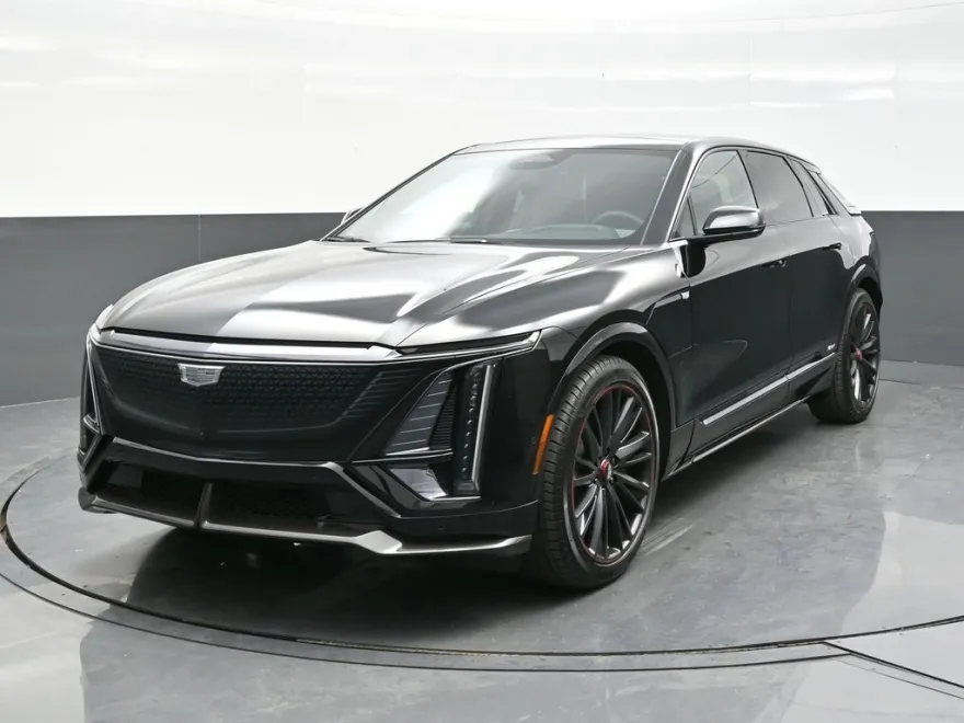 2026 Cadillac Lyriq photo 1