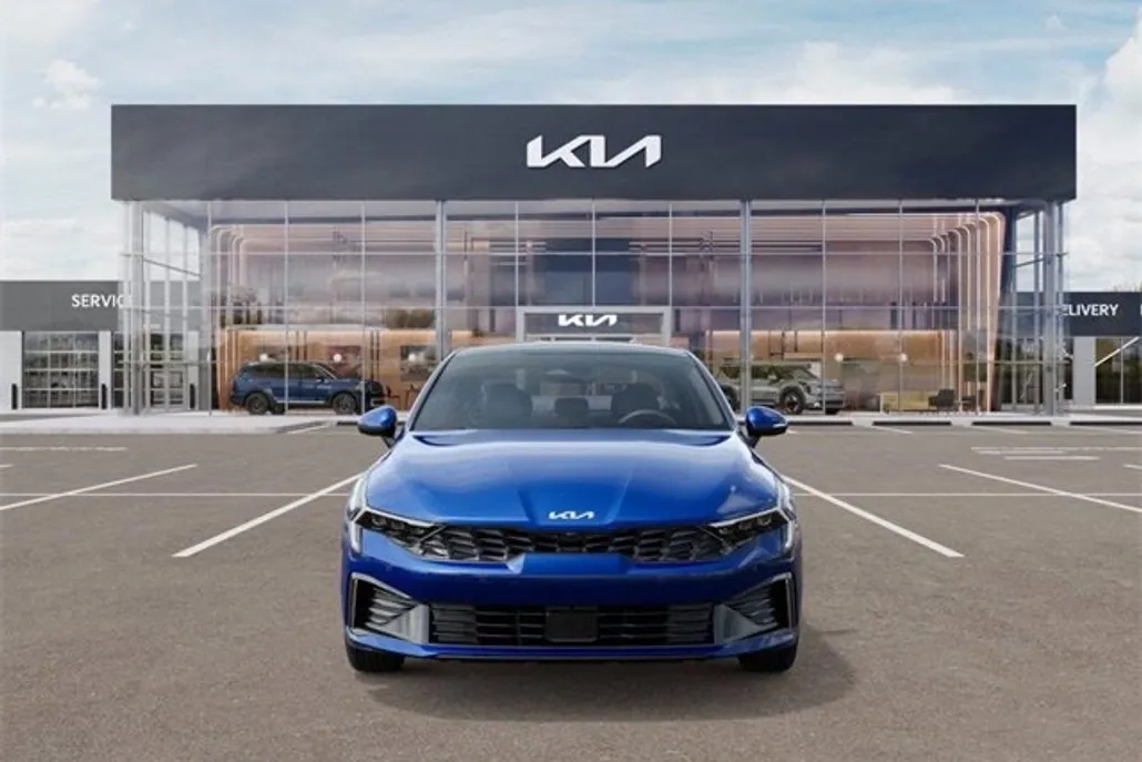 2025 Kia K5 EX photo 1