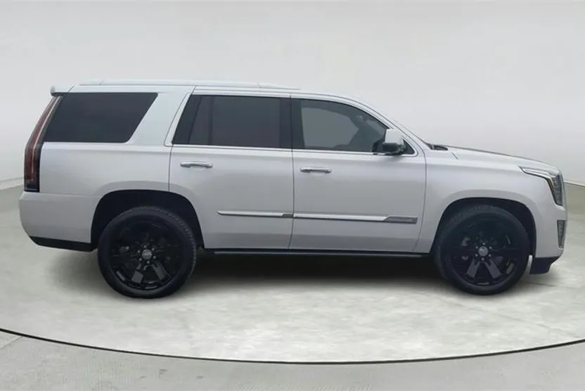 2016 Cadillac Escalade Premium photo 1