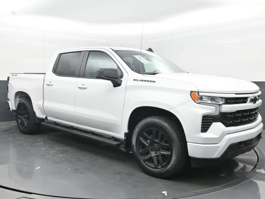 2022 Chevrolet Silverado 1500 RST photo 1
