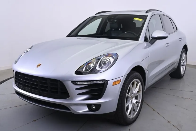 2018 Porsche Macan S photo 1