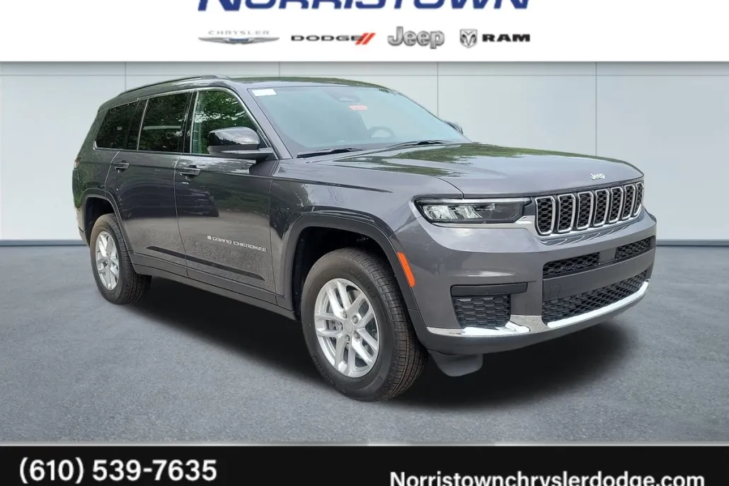 2024 Jeep Grand Cherokee Laredo photo 1