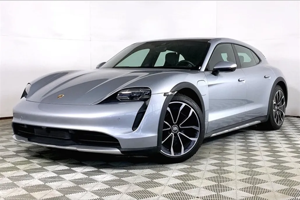 2022 Porsche Taycan Cross Turismo 4S photo 1