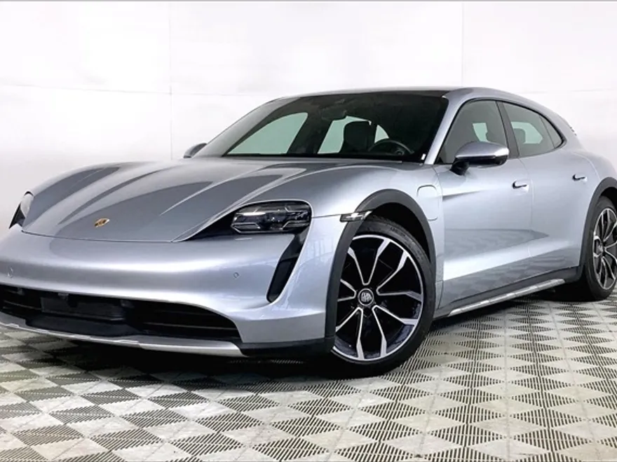 2022 Porsche Taycan Cross Turismo 4S photo 1