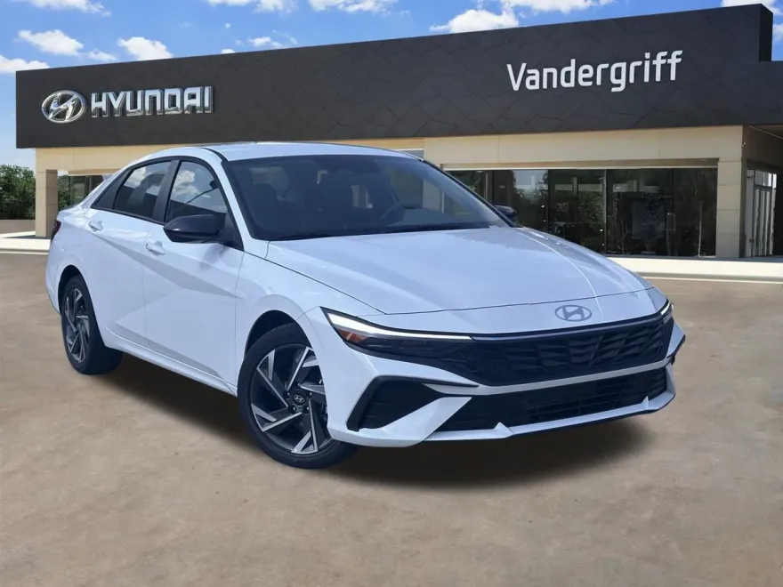 2025 Hyundai Elantra SEL Sport photo 1