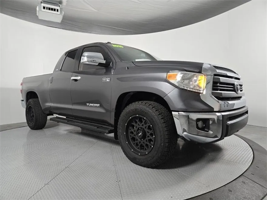 2015 Toyota Tundra SR5 Grade photo 1