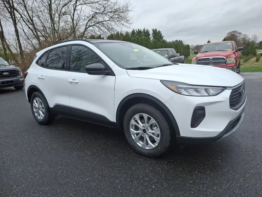 2025 Ford Escape Active photo 1