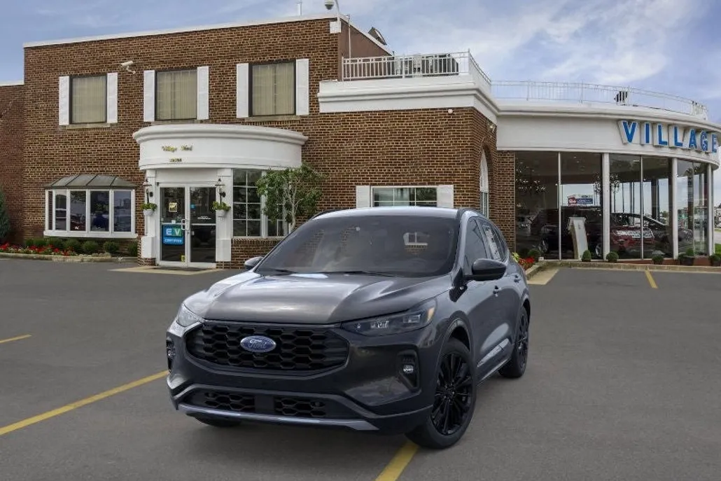 2025 Ford Escape ST-Line Elite photo 1