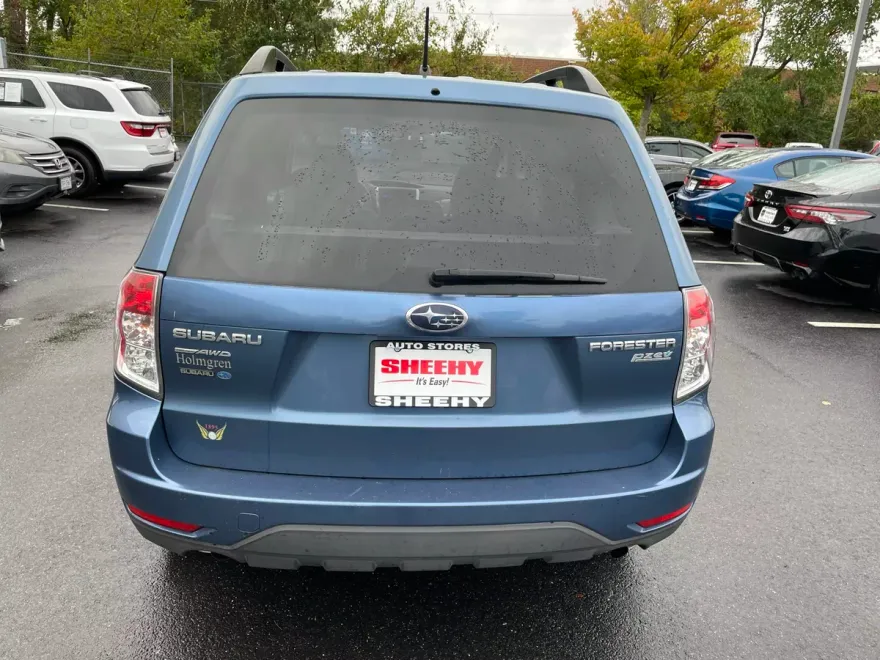 2010 Subaru Forester 2.5X Premium photo 1