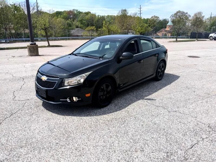 2014 Chevrolet Cruze photo 1