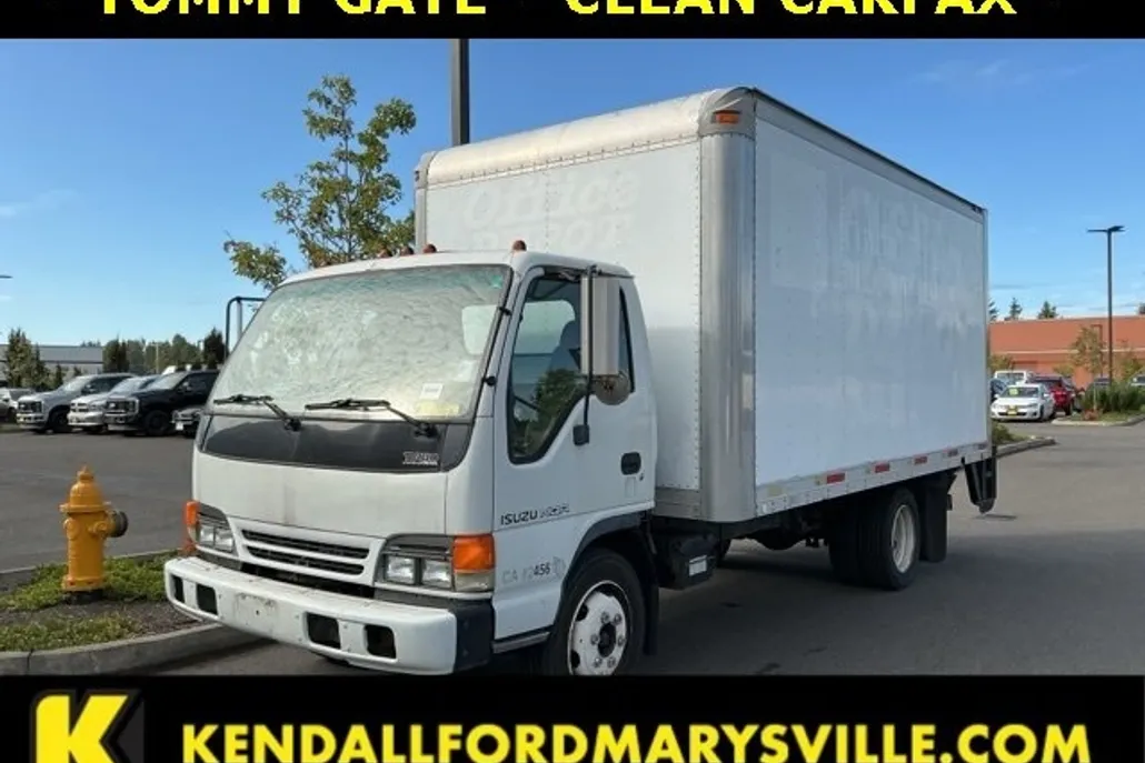 2001 Isuzu NPR photo 1