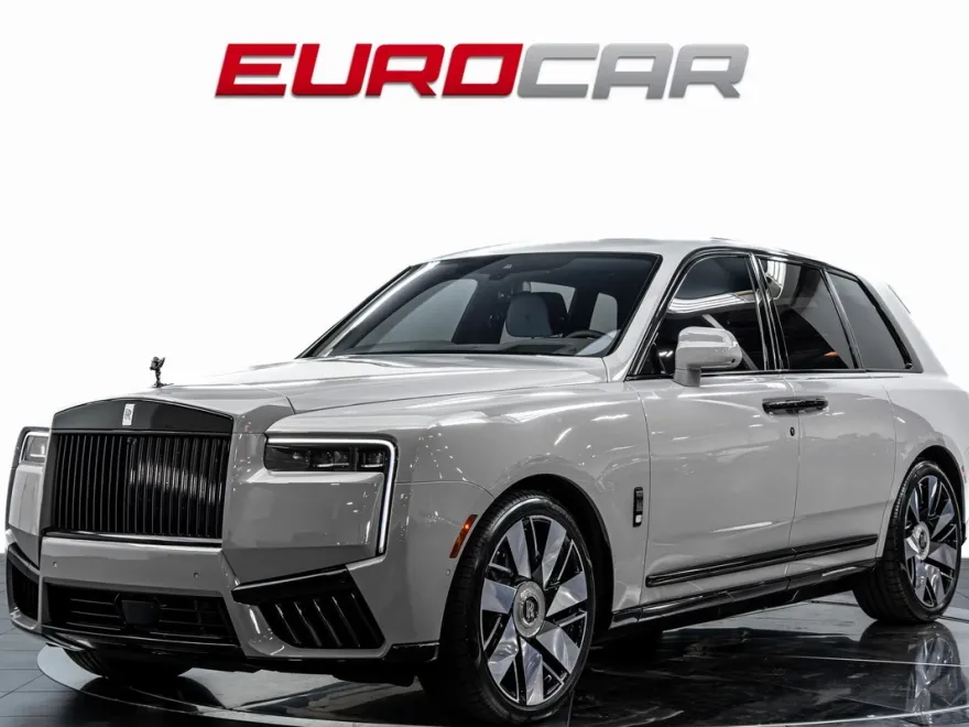 2025 Rolls Royce Cullinan RR photo 1