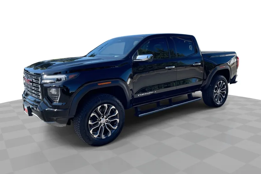 2026 Gmc Canyon Denali photo 1
