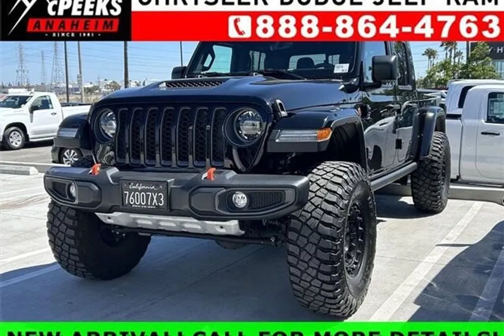 2023 Jeep Gladiator Mojave photo 1