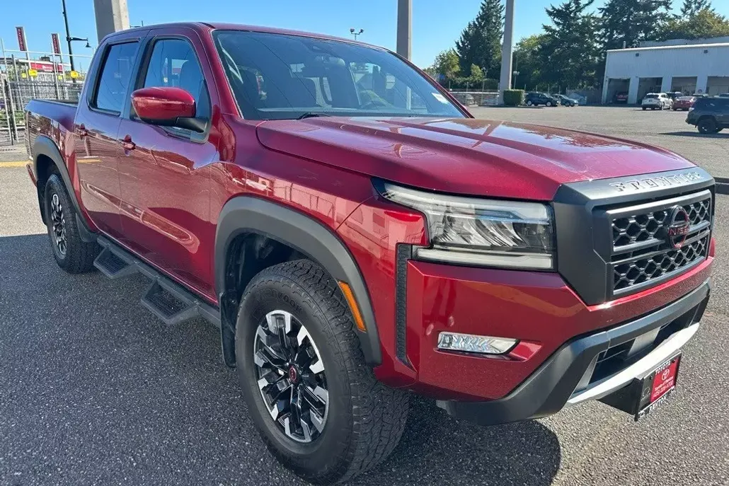 2022 Nissan Frontier PRO-4X photo 1