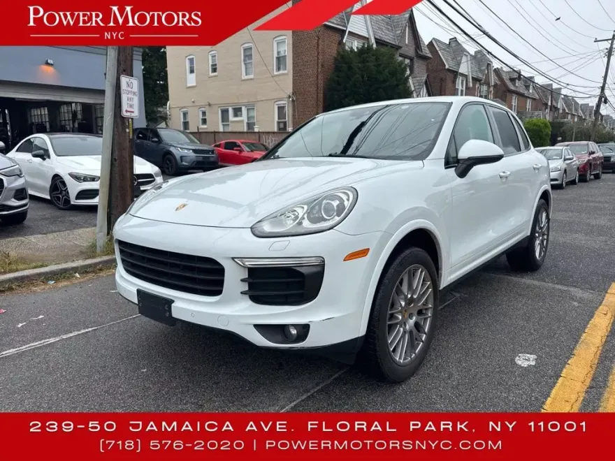 2017 Porsche Cayenne Platinum Edition photo 1