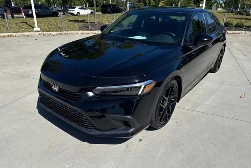 2024 Honda Civic Sport photo 1