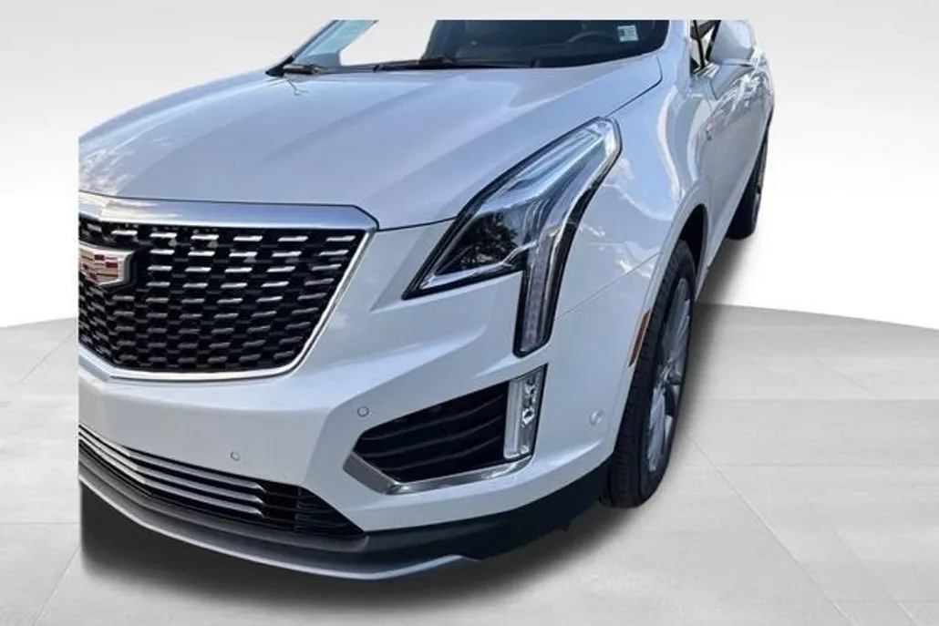 2025 Cadillac XT5 Premium Luxury photo 1