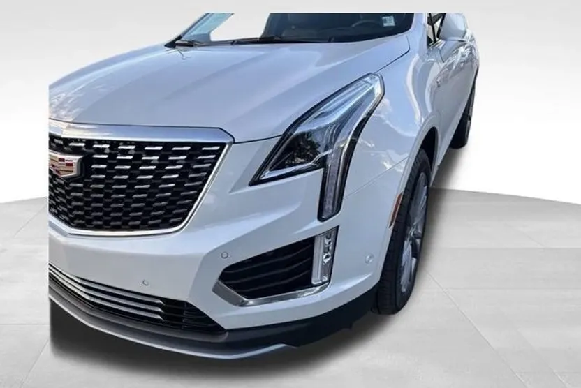 2025 Cadillac XT5 Premium Luxury photo 1
