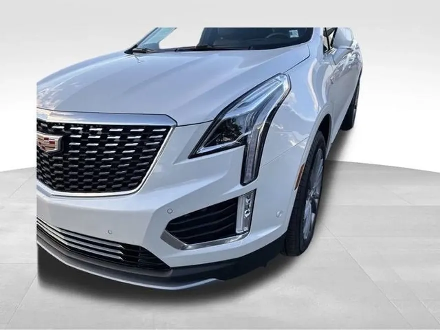2025 Cadillac XT5 Premium Luxury photo 1