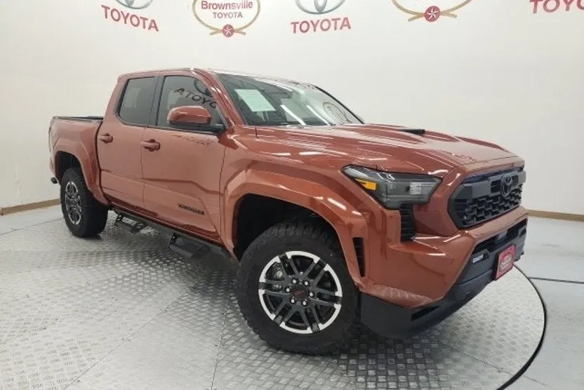 2025 Toyota Tacoma 4x4 Limited photo 1
