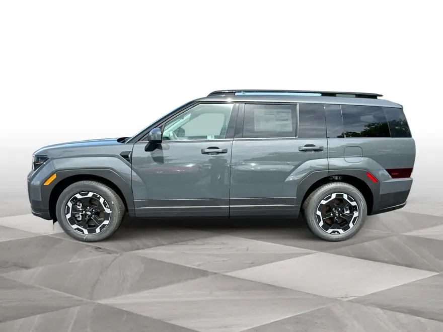 2025 Hyundai Santa Fe SEL photo 1