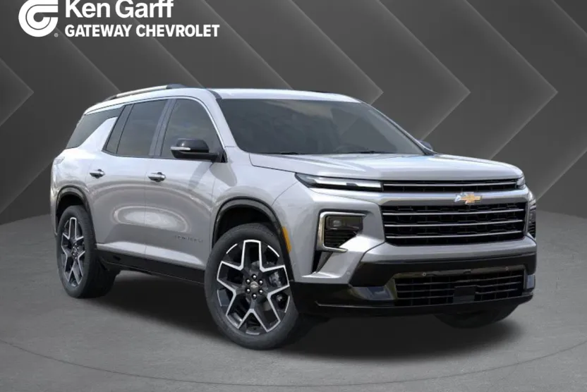 2026 Chevrolet Traverse High Country photo 1