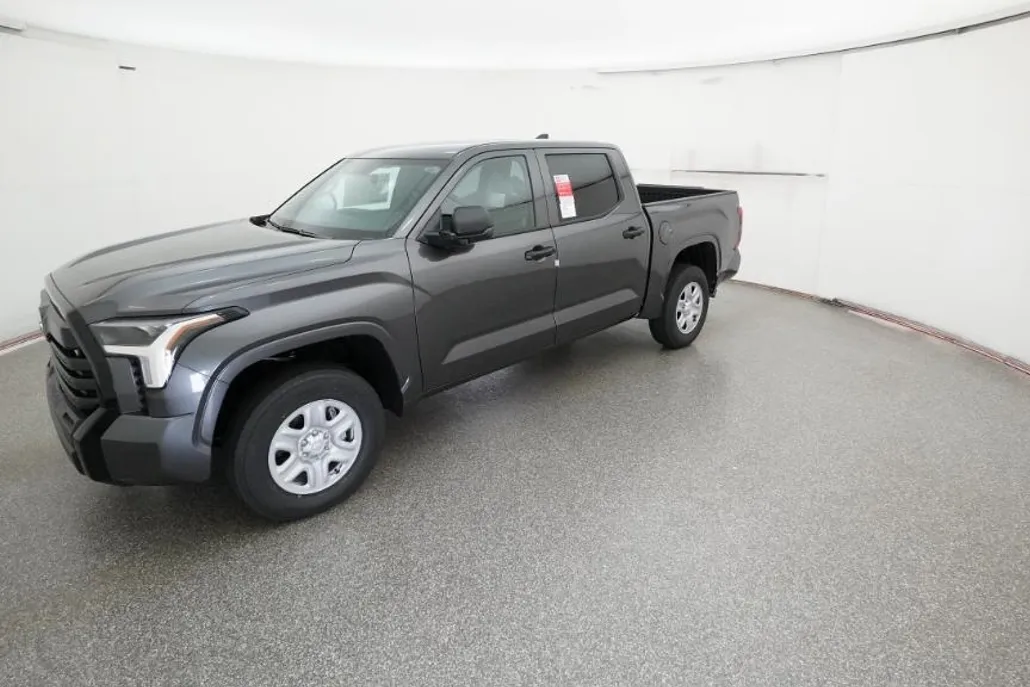 2026 Toyota Tundra SR CrewMax photo 1