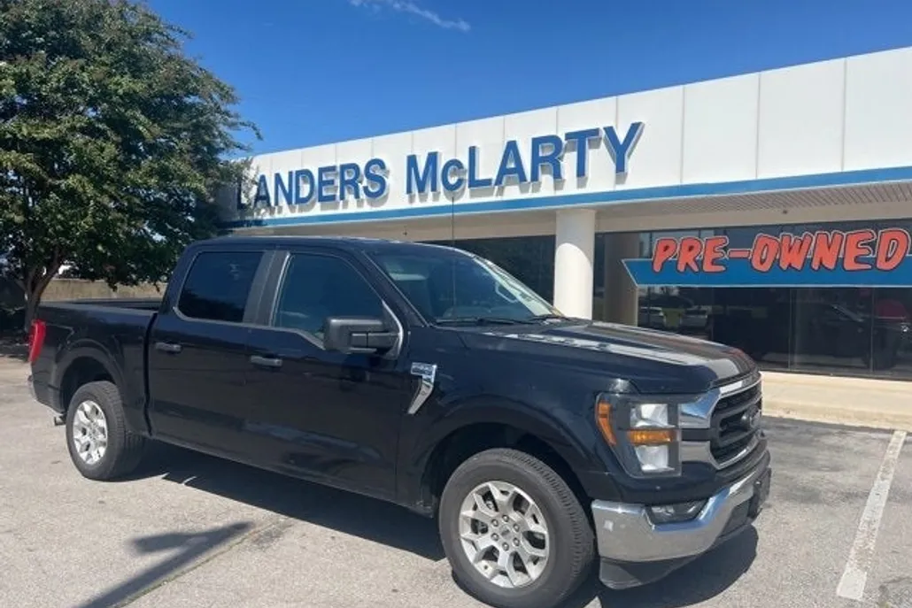 2023 Ford F-150 XLT photo 1
