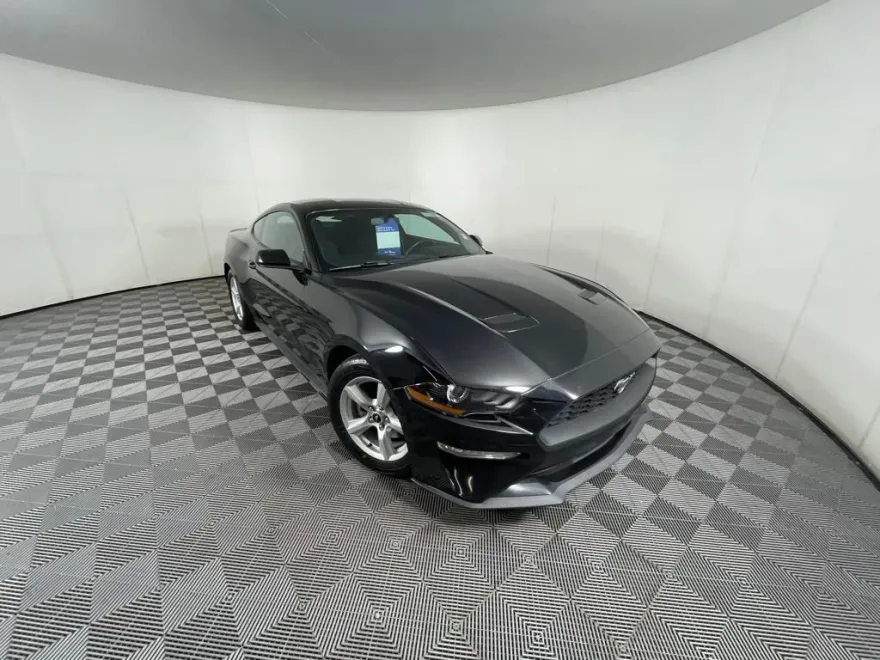 2018 Ford Mustang EcoBoost photo 1