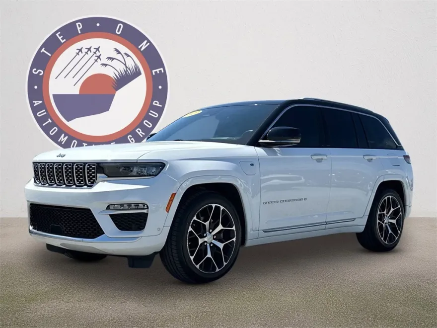 2022 Jeep Grand Cherokee Summit Reserve 4xe photo 1