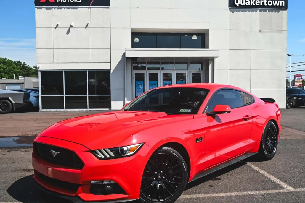 2016 Ford Mustang GT Premium photo 1