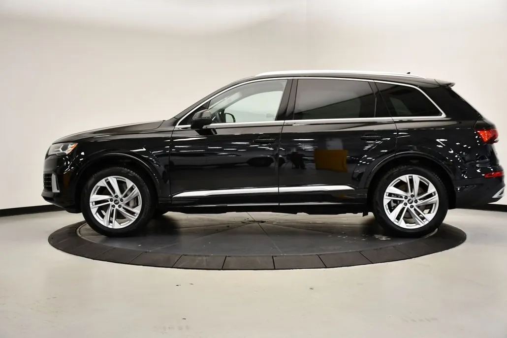 2022 Audi Q7 55 Premium Plus photo 1