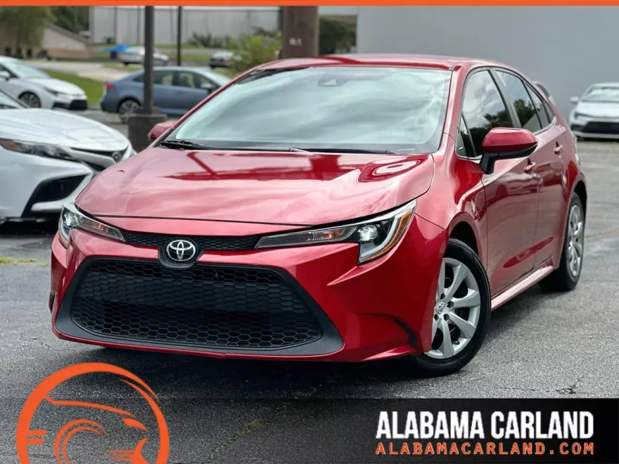 2021 Toyota Corolla LE photo 1