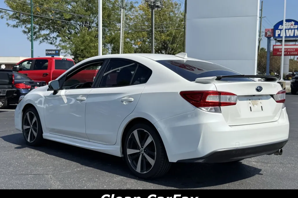 2017 Subaru Impreza 2.0i Sport photo 1