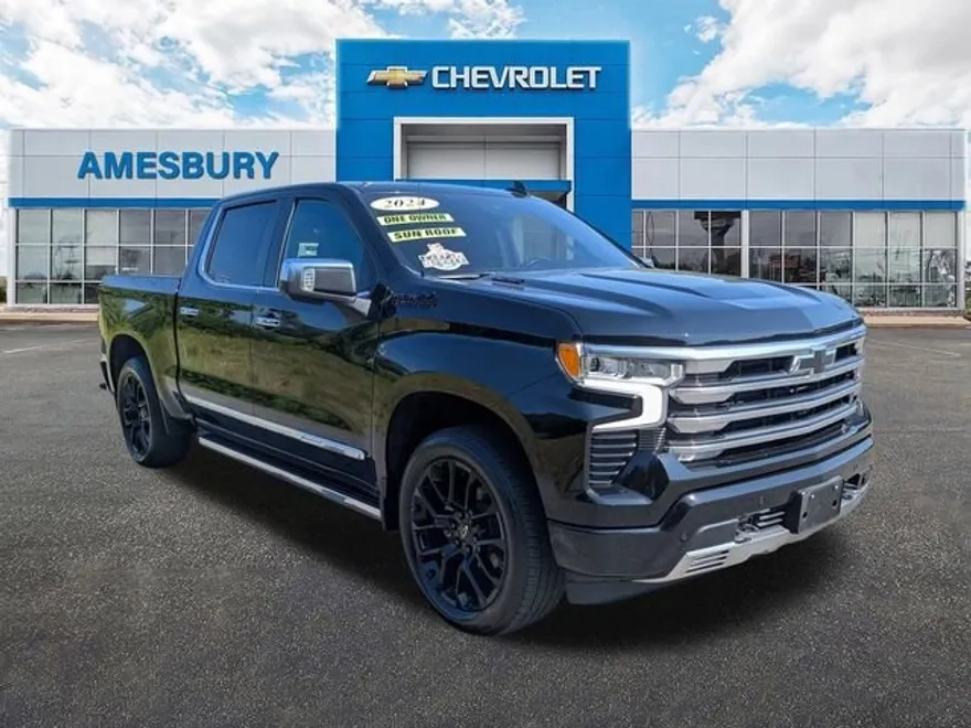 2024 Chevrolet Silverado 1500 High Country photo 1