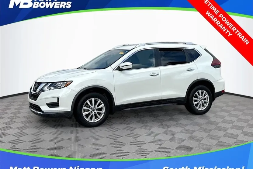 2020 Nissan Rogue SV photo 1