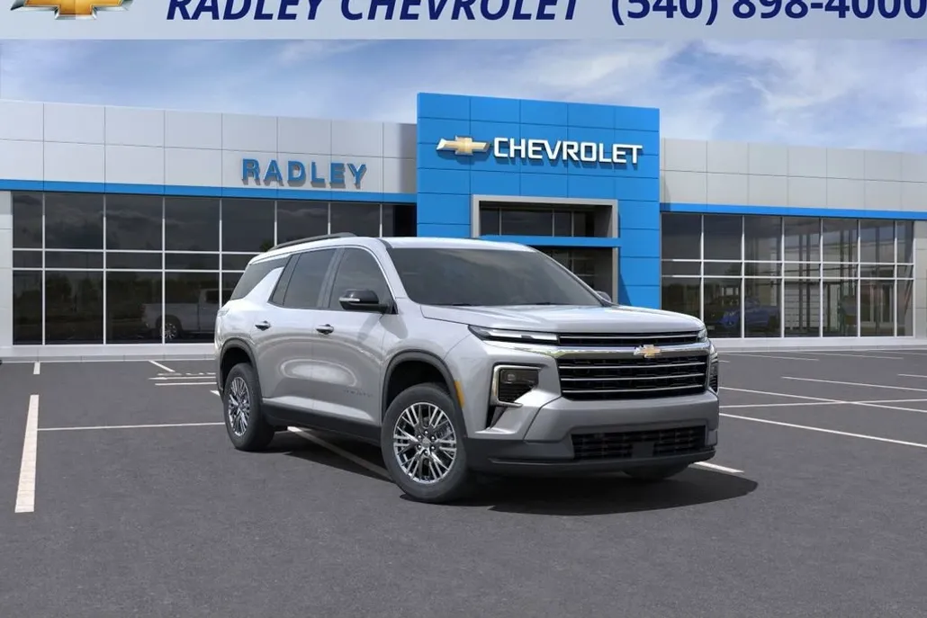 2025 Chevrolet Traverse photo 1