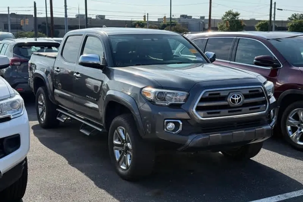 2016 Toyota Tacoma 4x4 Double Cab V6 Limited photo 1