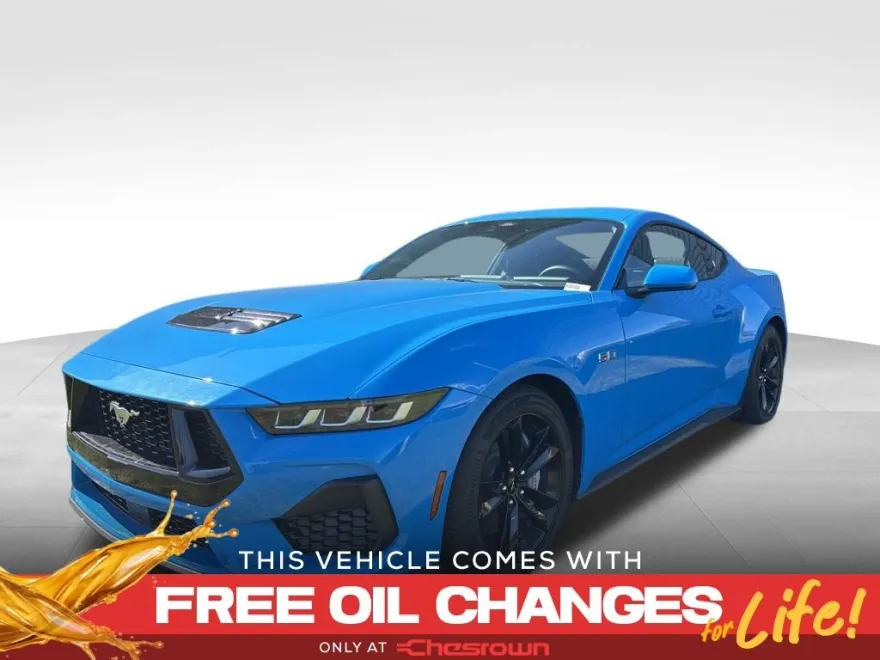 2025 Ford Mustang GT photo 1