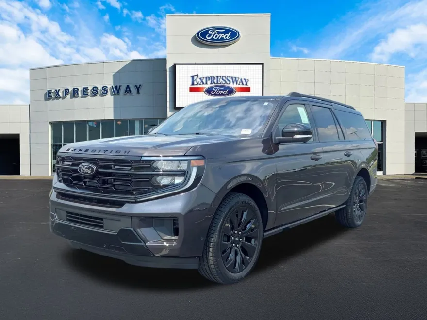 2025 Ford Expedition MAX Platinum photo 1