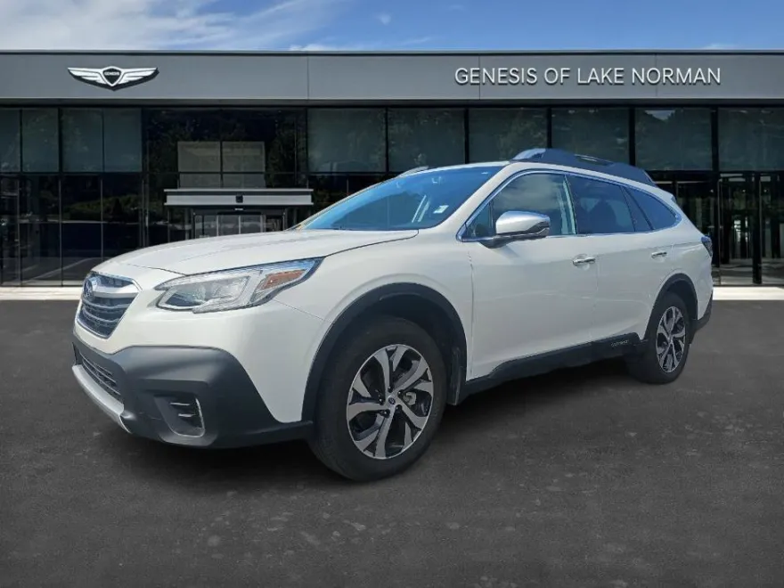 2021 Subaru Outback Touring photo 1