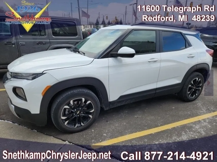 2022 Chevrolet Trailblazer LT photo 1