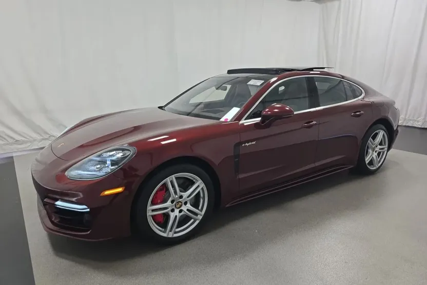 2021 Porsche Panamera 4S E-Hybrid photo 1