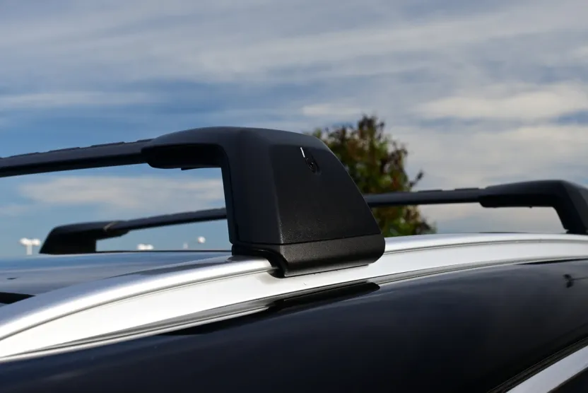 2026 Nissan Kicks SR photo 1